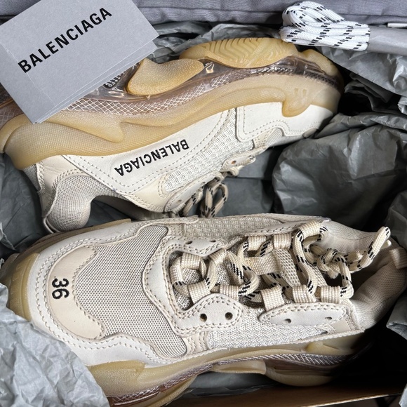 Balenciaga Shoes - Women’s sneakers